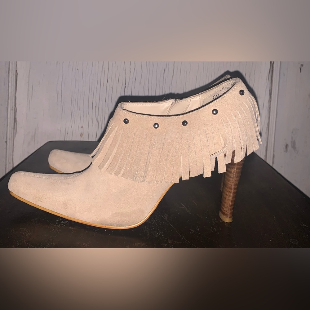 Mia Suede Booties with Fringe High Heels size 7.5! - Picture 5 of 6
